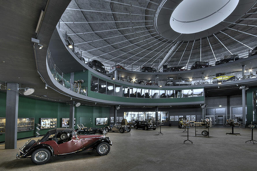 Pantheon Basel | Traum für Oldtimer