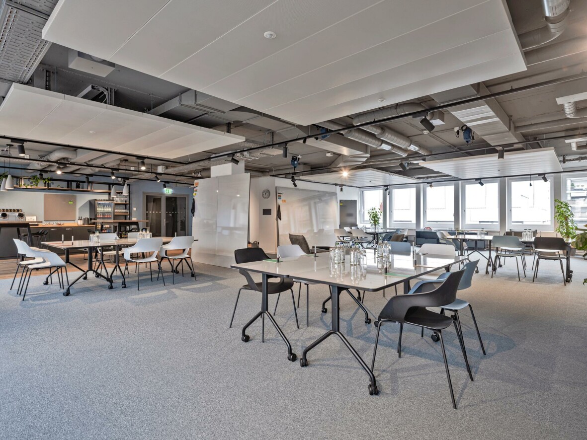 Large Space I | Europaallee