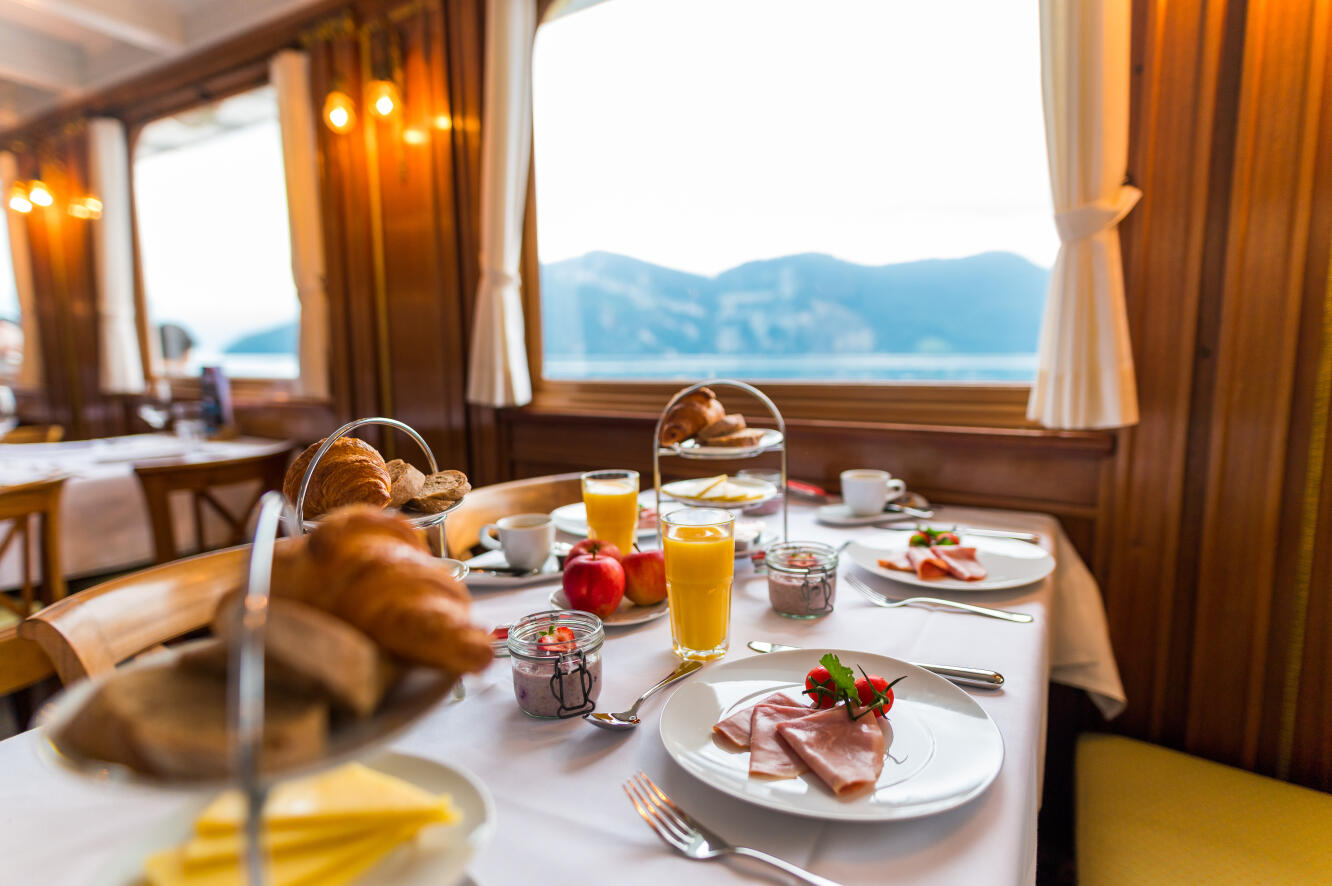Brunch-Schiff - Jeden Sonntag