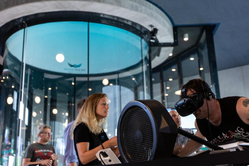Indoor Skydiving im Windwerk